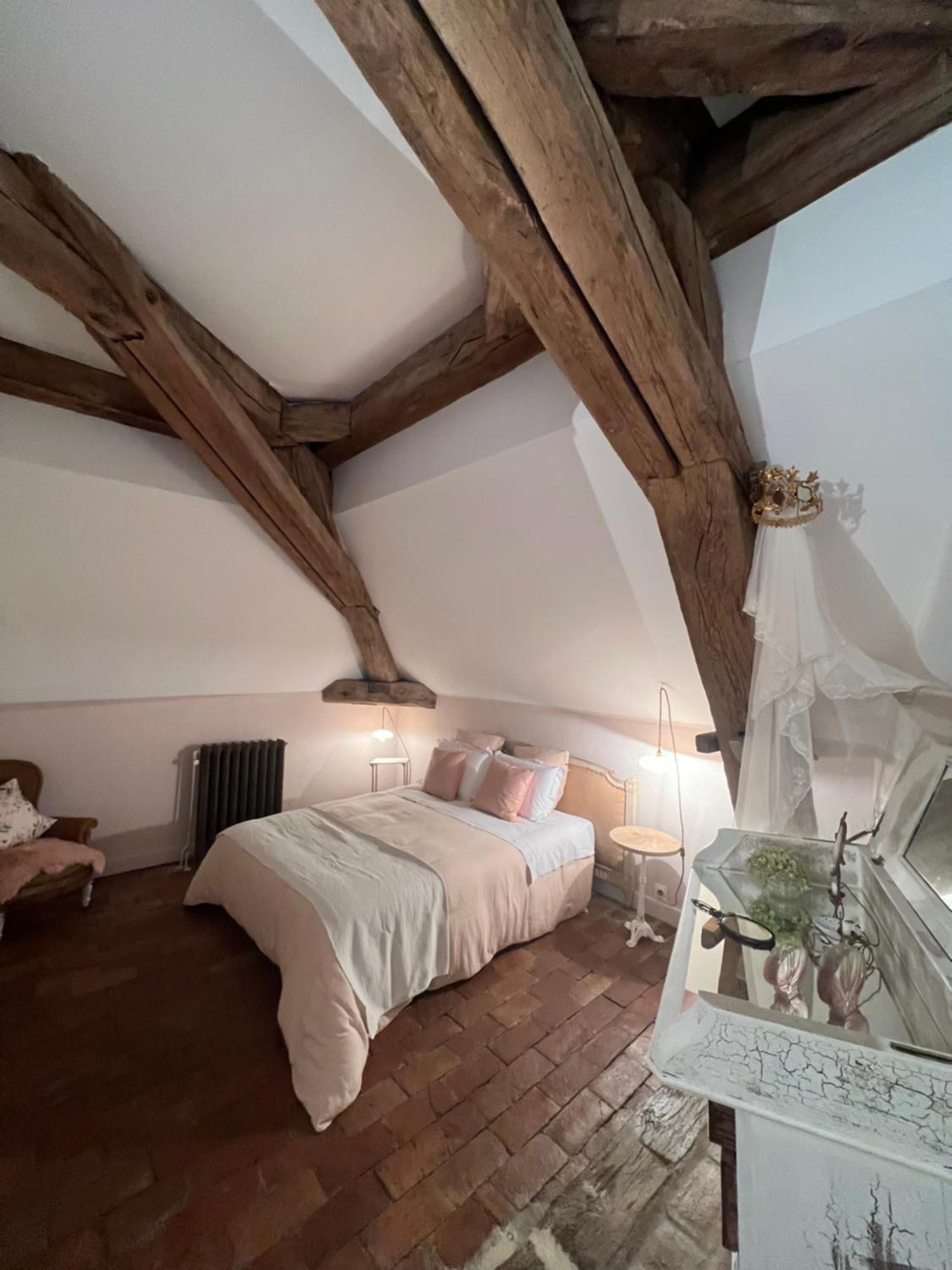 Chambre D'Hotes Madame Branges  エクステリア 写真