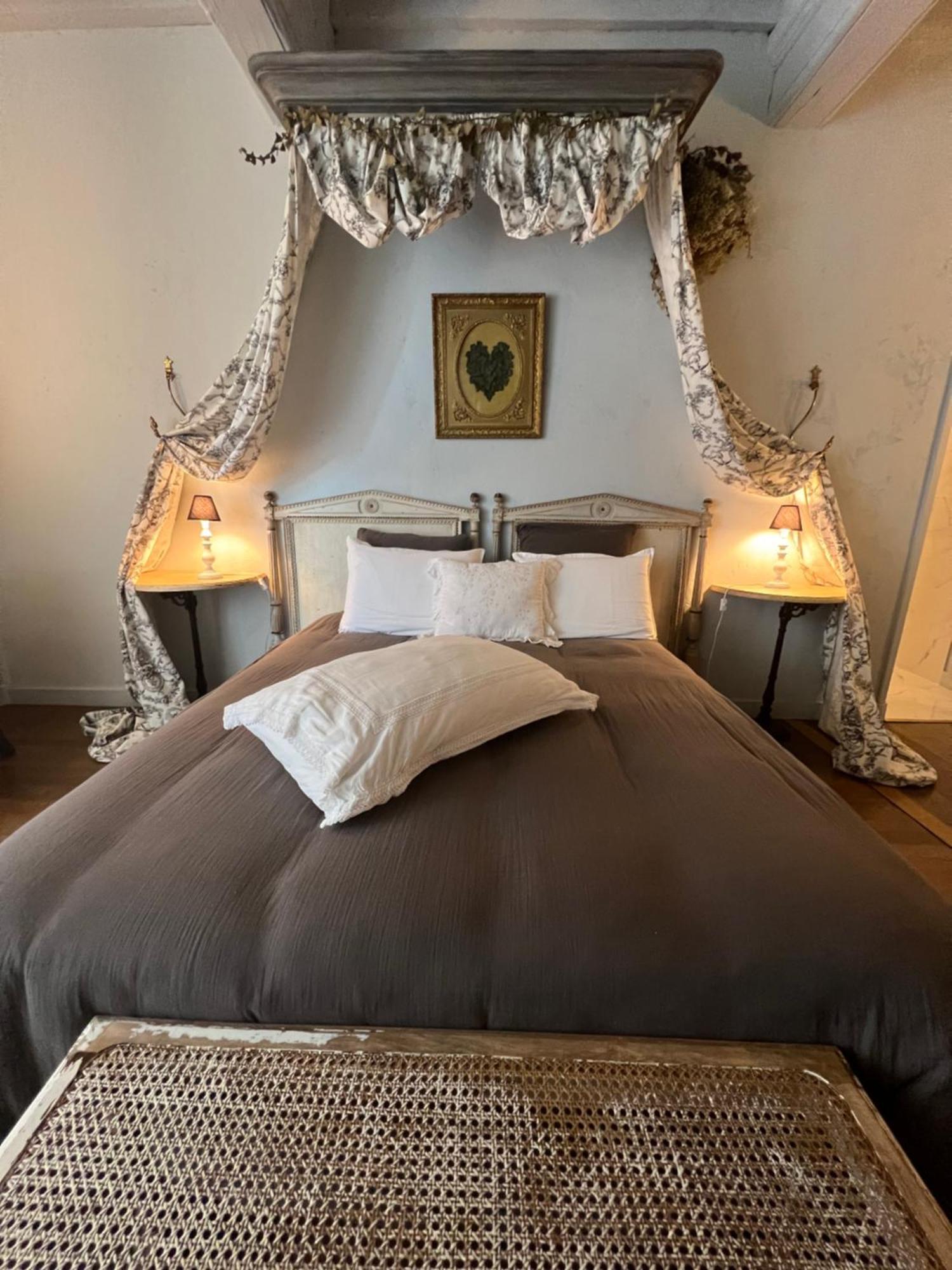 Chambre D'Hotes Madame Branges  エクステリア 写真